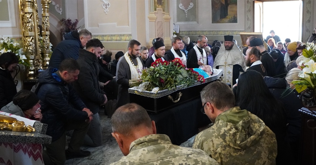 Загинув під час штурму: на Переяславщині попрощалися з воїном Павлом Рибалкіним ВІДЕО