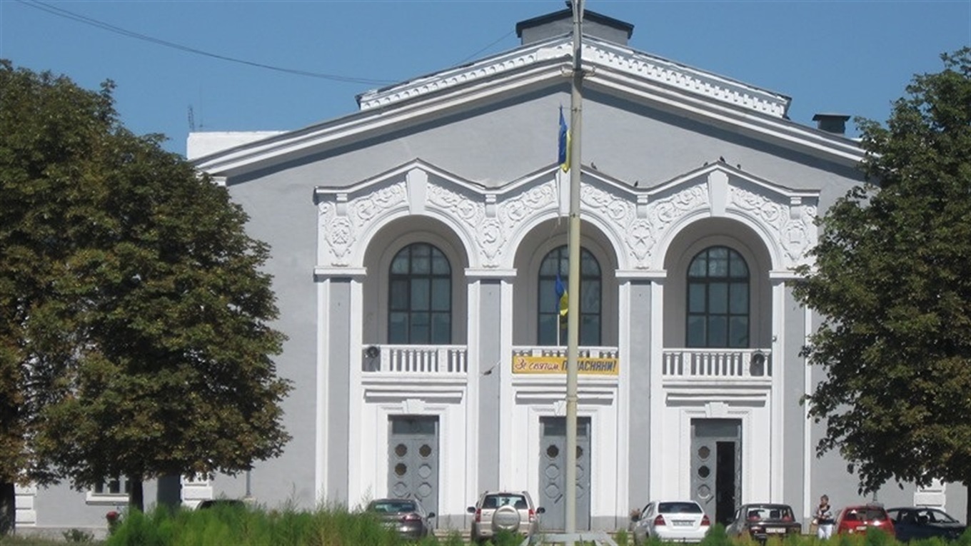 Воспитанники Попаснянского Дома культуры поступили на «бюджет» в престижный университет искусств