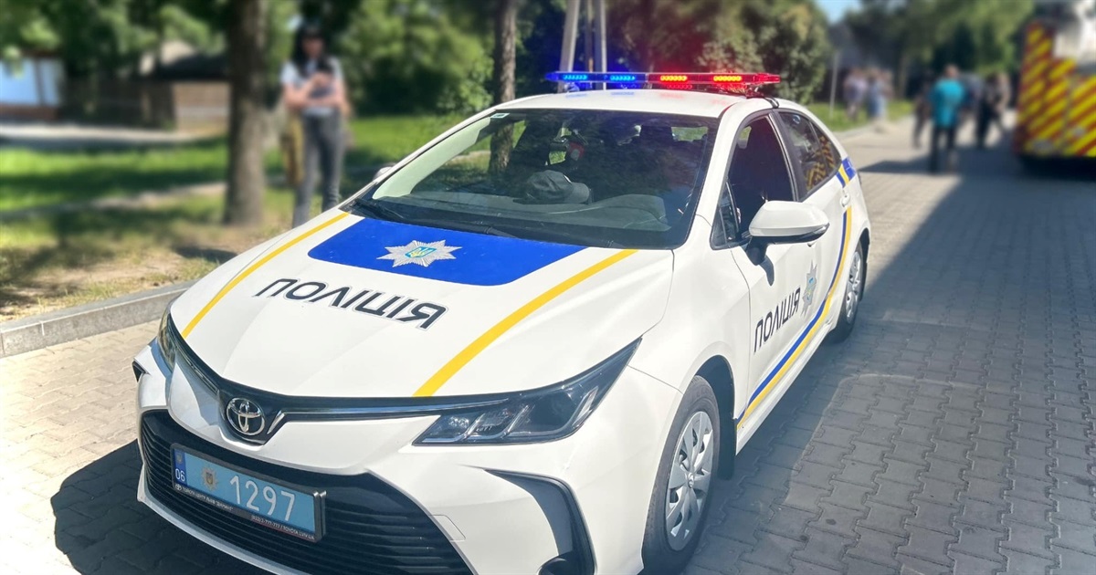 На Звягельщині поліцейські виявили у 21-річного керманича автівки підробні водійські права