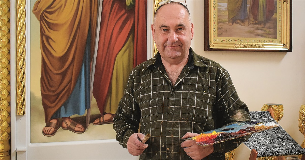 Руки, що створюють святе: історія звягельського іконописця Віктора Фурмана