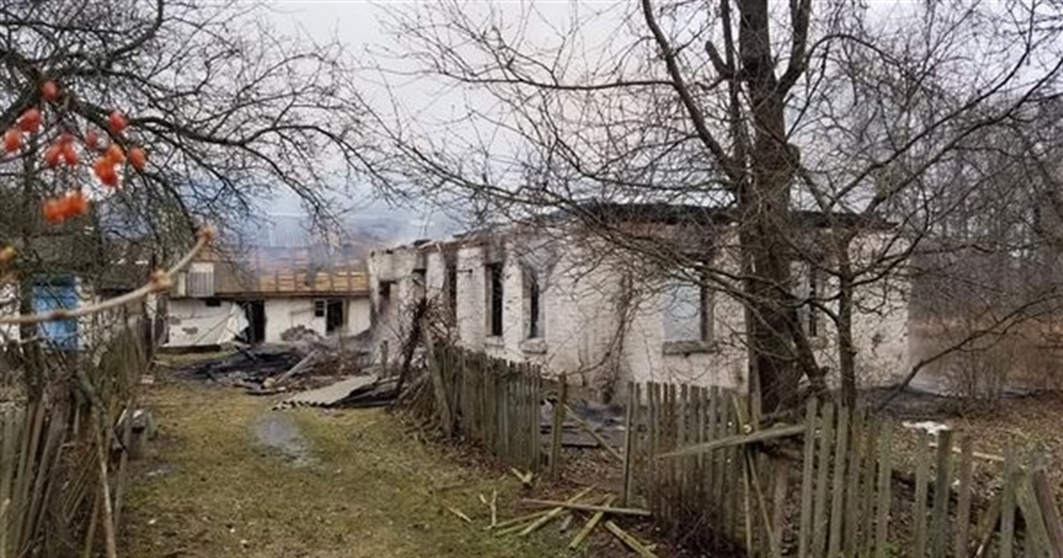 Окупанти обстріляли населений пункт в Коростенському районі: відео з наслідками