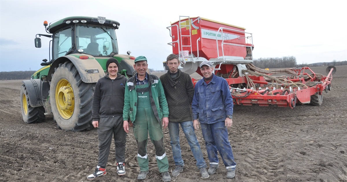 Двадцять п’ять потужних стебел «Паростка»: відоме агропідприємство з Чортківщини відзначило ювілей