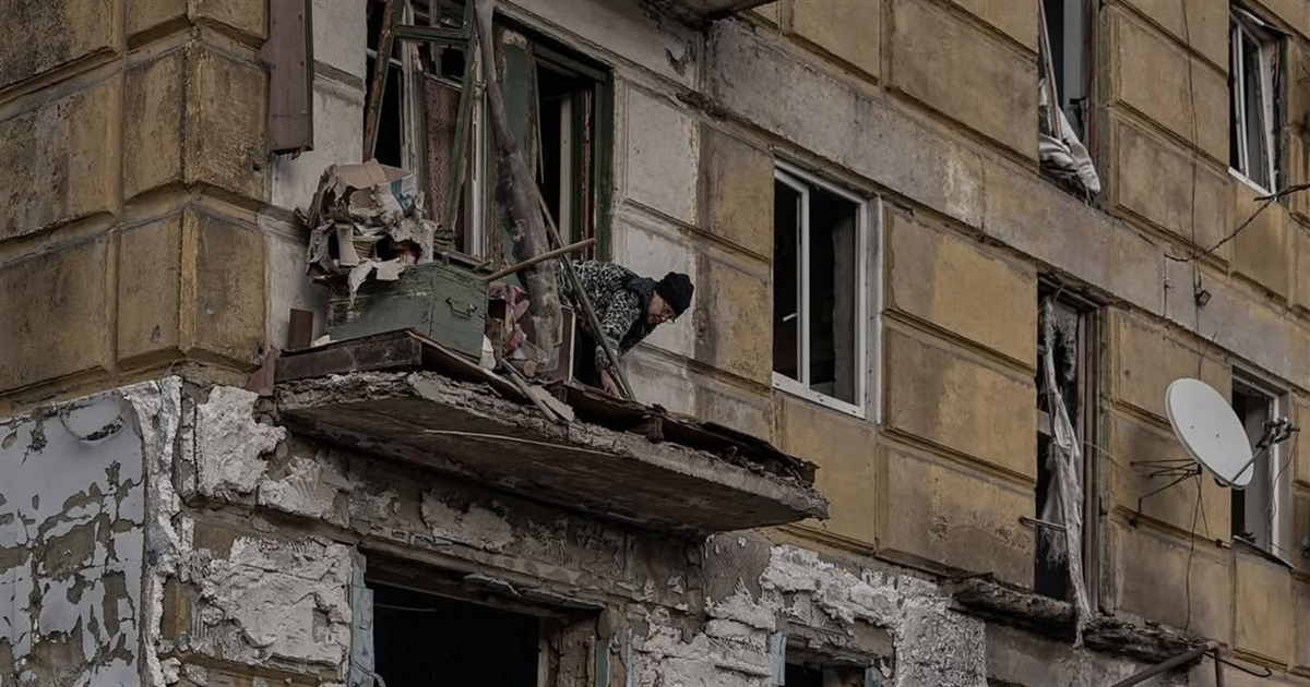 “Життя, знецінене жорстокою війною”. Як виживають люди у Костянтинівці — фото