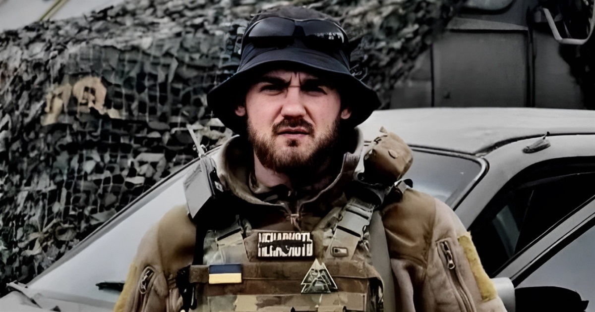 Попрощалися з сином, потримавши кісточки його пальців. Богдан “Danger” Хомовський загинув в Оленівці