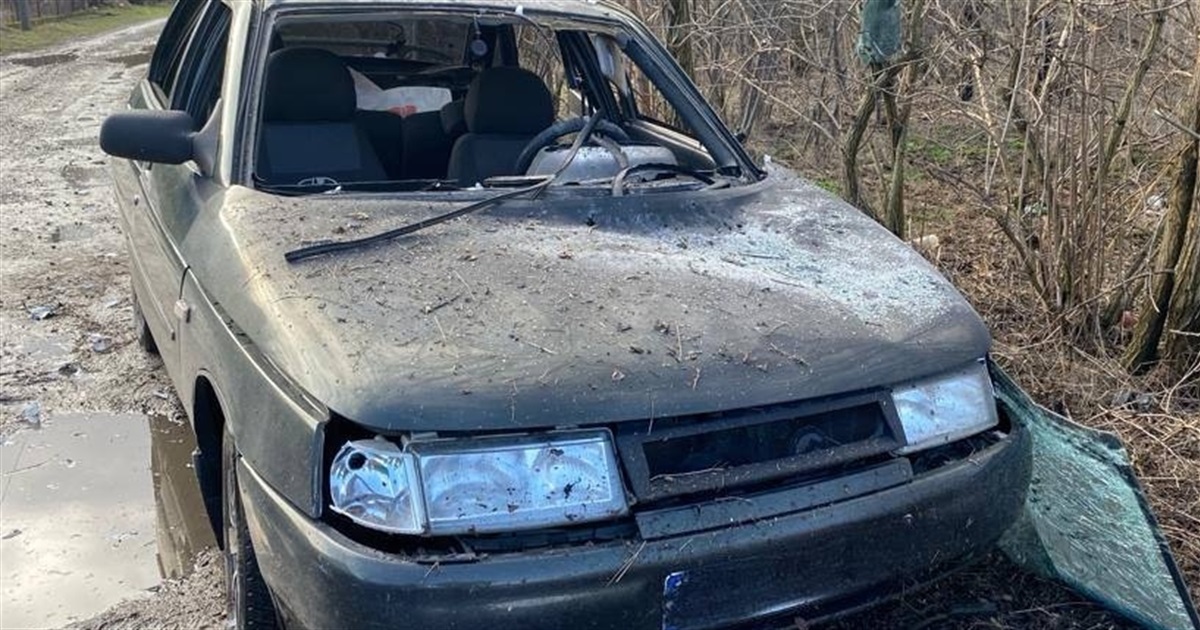 Армія росії вдарила 12 дронами-камікадзе по Нікополю та району: постраждав чоловік