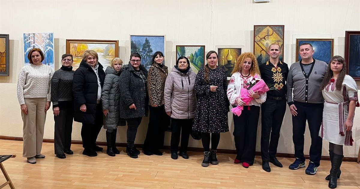 "Не знаєш української – біда": у Переяславі відбулася творча зустріч із поетесою Віолетою Кравченко