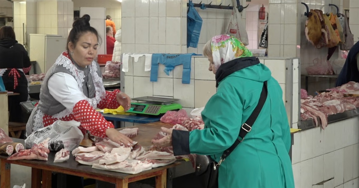 Ціни на звягельському базарі: огляд вартості продуктів цього тижня
