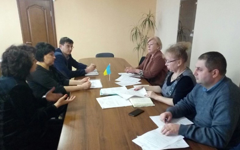 Шляхи вирішення проблемних питань шукали  податківці разом з керівниками підприємств 