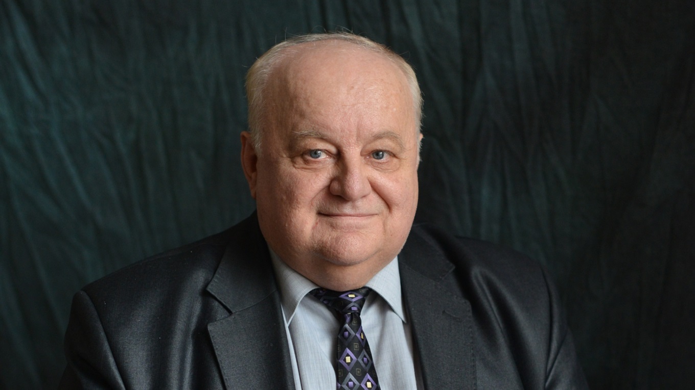 Чому хотів вступити на фізмат і чи слухає попсу Почесний громадянин Херсона, директор музичної школи