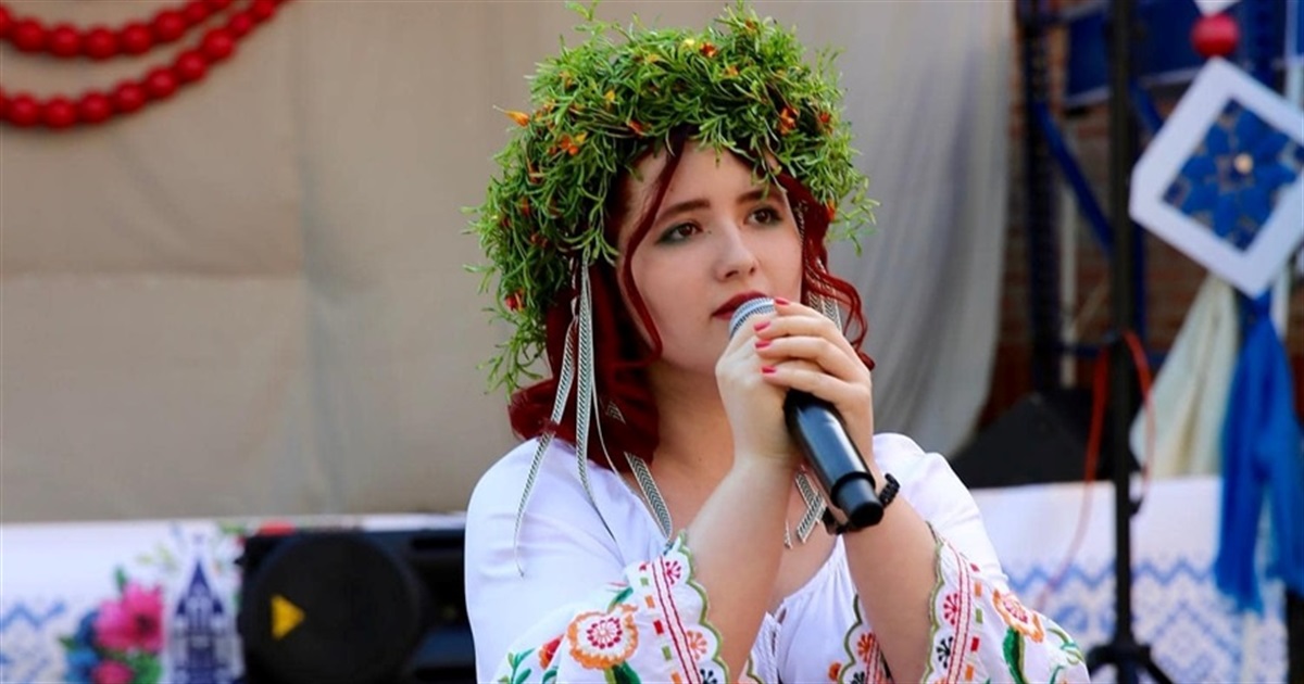 Юна Анастасія Руснак з Кіцманщини успішно продовжує вокальну кар’єру в США