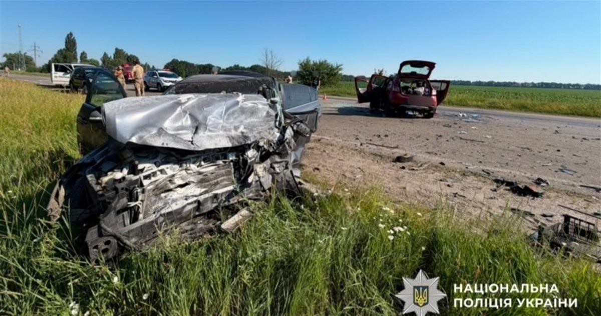 Загинули п'ятеро людей в ДТП на трасі Бориспіль-Дніпро, ще двоє перебувають у лікарні