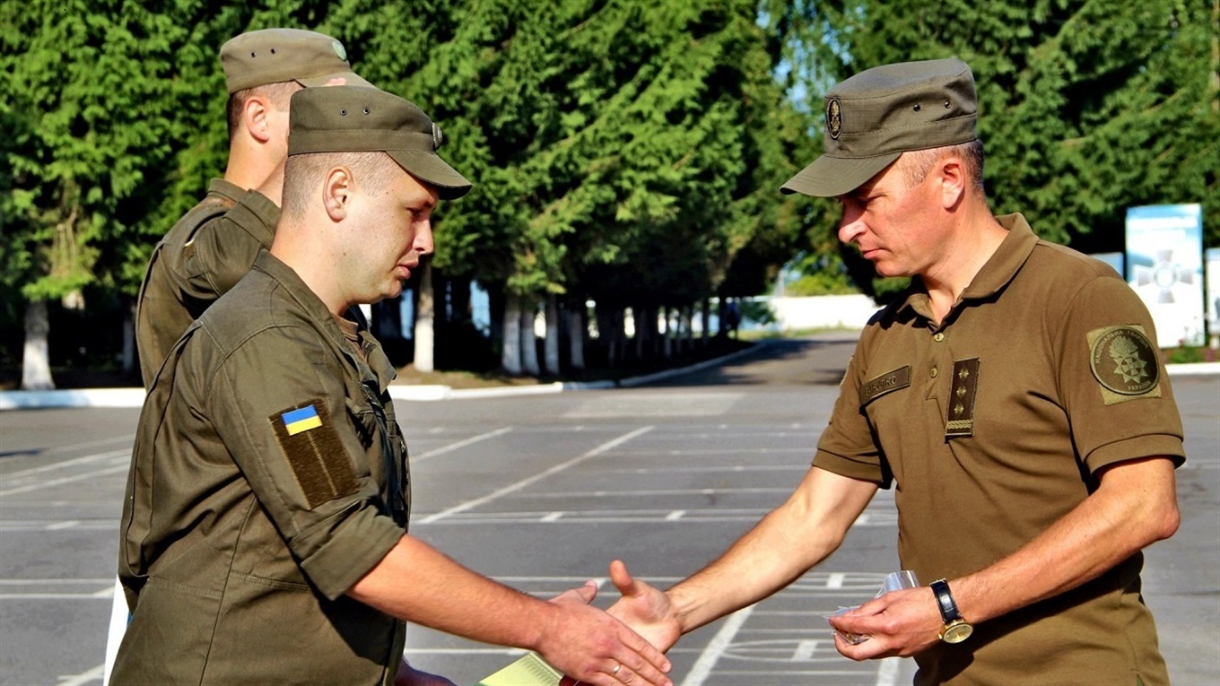 Калинівських нацгвардійців нагороджено відзнакою президента «За участь в Антитерористичній операції»