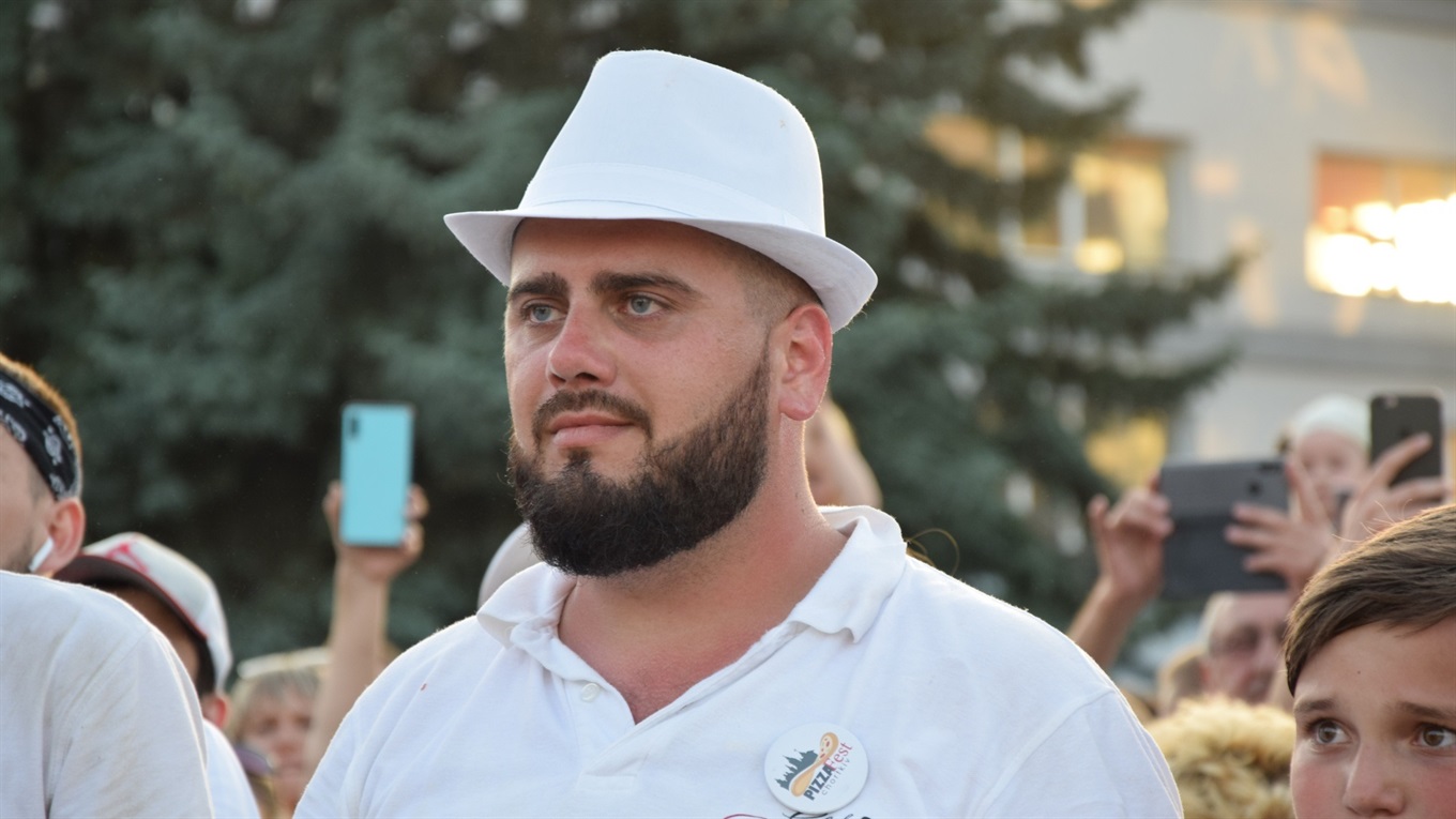 Невипадкові факти із життя чортківського піцайоло Віталія Колошиця