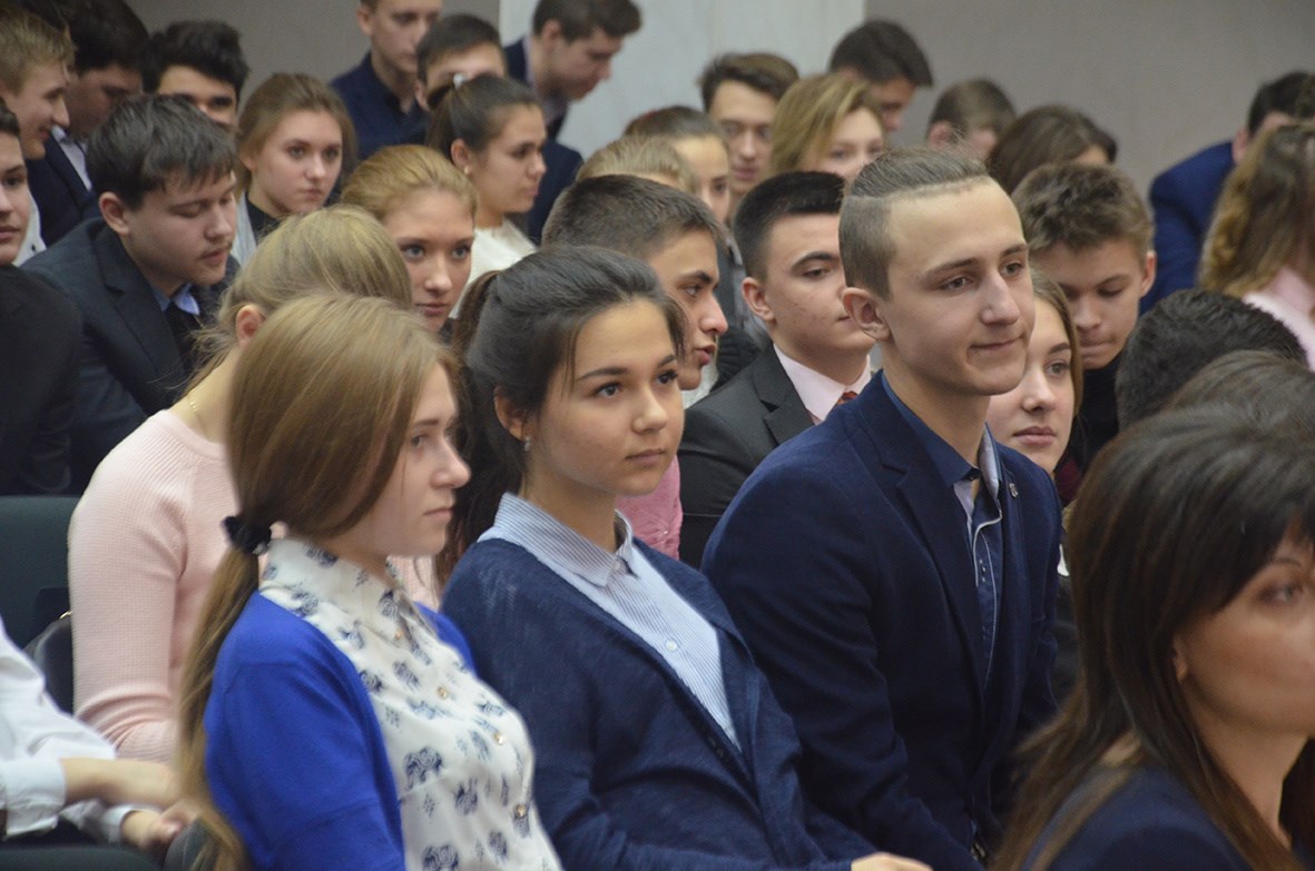 Учні НВК № 1 Покровська долучилися до всеукраїнського волонтерського руху