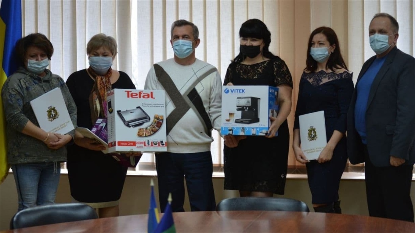 «Кобзар», «Океан», «Panda» - найяскравіші магазини в Южноукраїнську за думкою спеціальної комісії