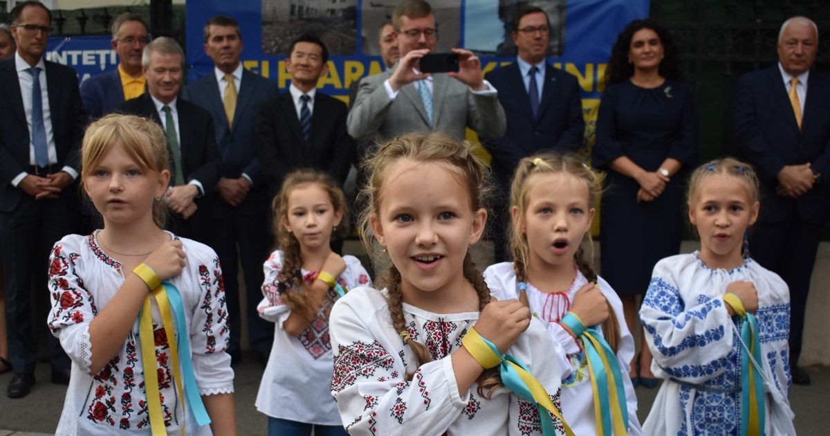 Фоторепортаж: День Незалежності України відзначили в Бухаресті під гаслом #StandWithUkraine