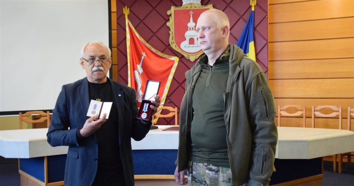 Молодшого сержанта Сергія Синявіна із Переяслава нагородили медаллю "За військову службу Україні"