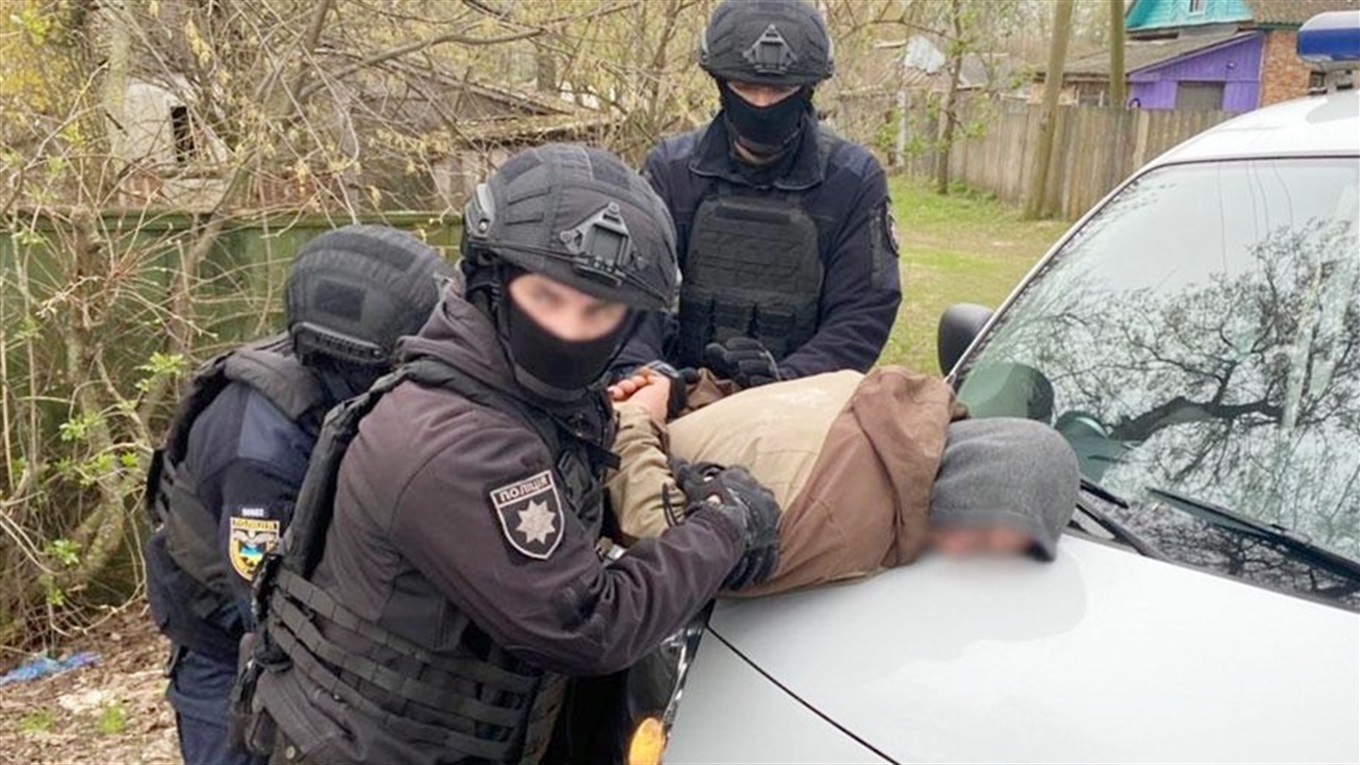 Кримінальна трійка: на Менщині затримали серійних крадіїв техніки та пального