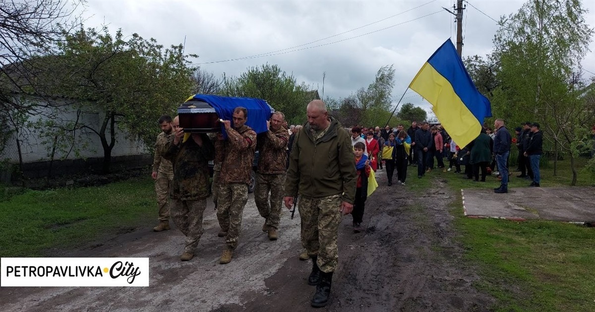 У Мар’яній Рощі в останню путь провели сапера Валерія Подеречу(ВІДЕО)