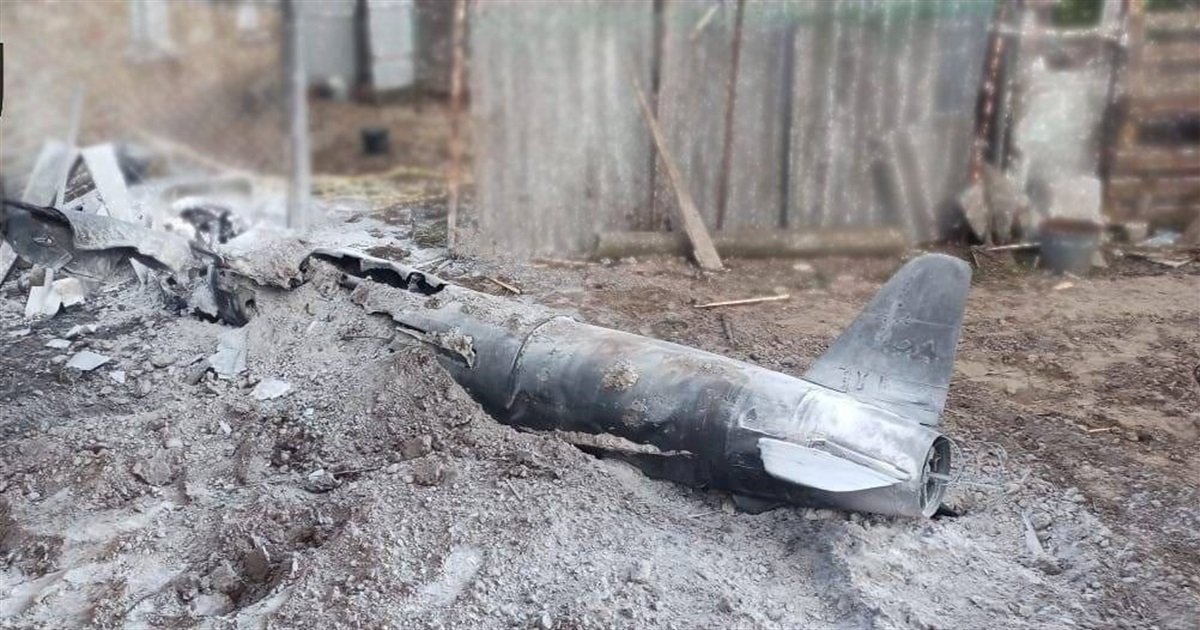 Ракета впала в Бучанському районі: наслідки обстрілів у ніч на 9 травня