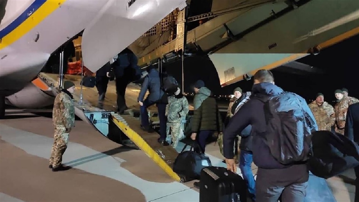 Звонок из Тегерана: мелитопольские авиаторы доставили к месту катастрофы специалистов