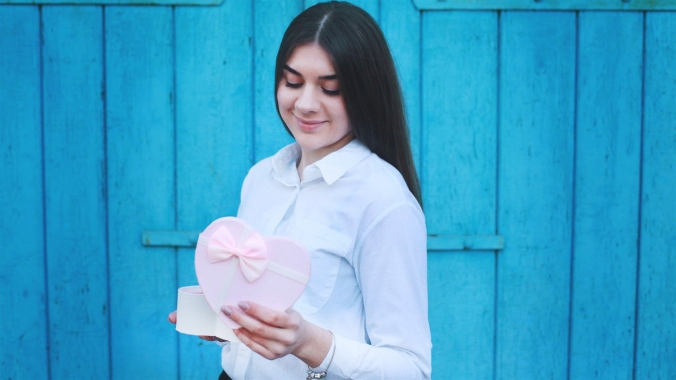 Чи святкуєте ви День закоханих? Опитування на вулицях Кіцманя
