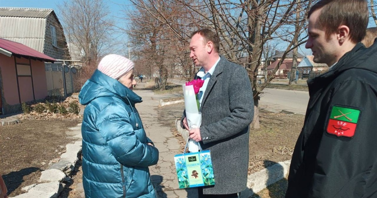 Бердянський зрадник Василь Нечет вперше з'явився на публіці після вибуху його автівки