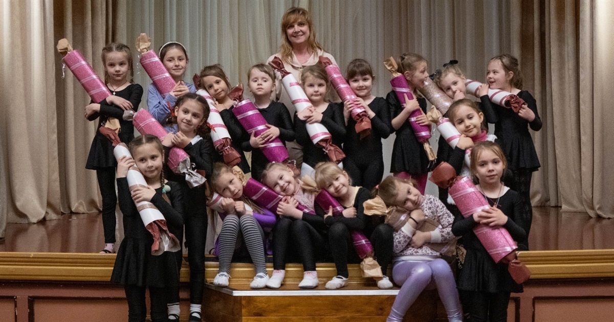Хореографиня Олена Левченко 35 років навчає дітей у Переяславі танцювальному мистецтву