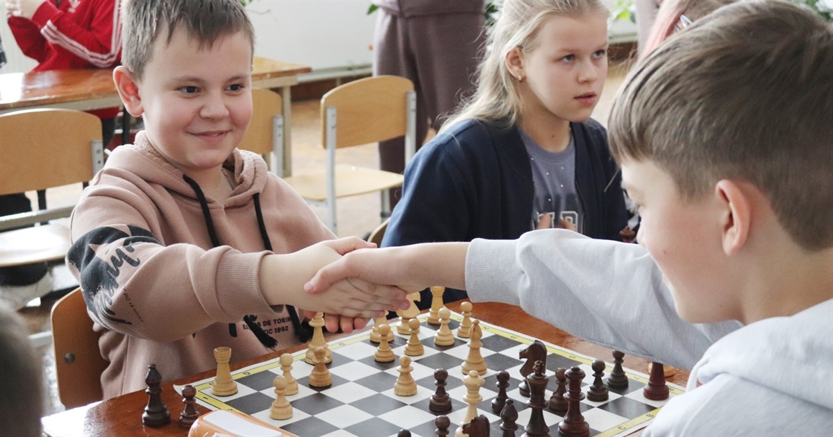 Інтелектуальна першість громади: у Жмеринці відбувся територіальний етап з шахів «Пліч-о-пліч»