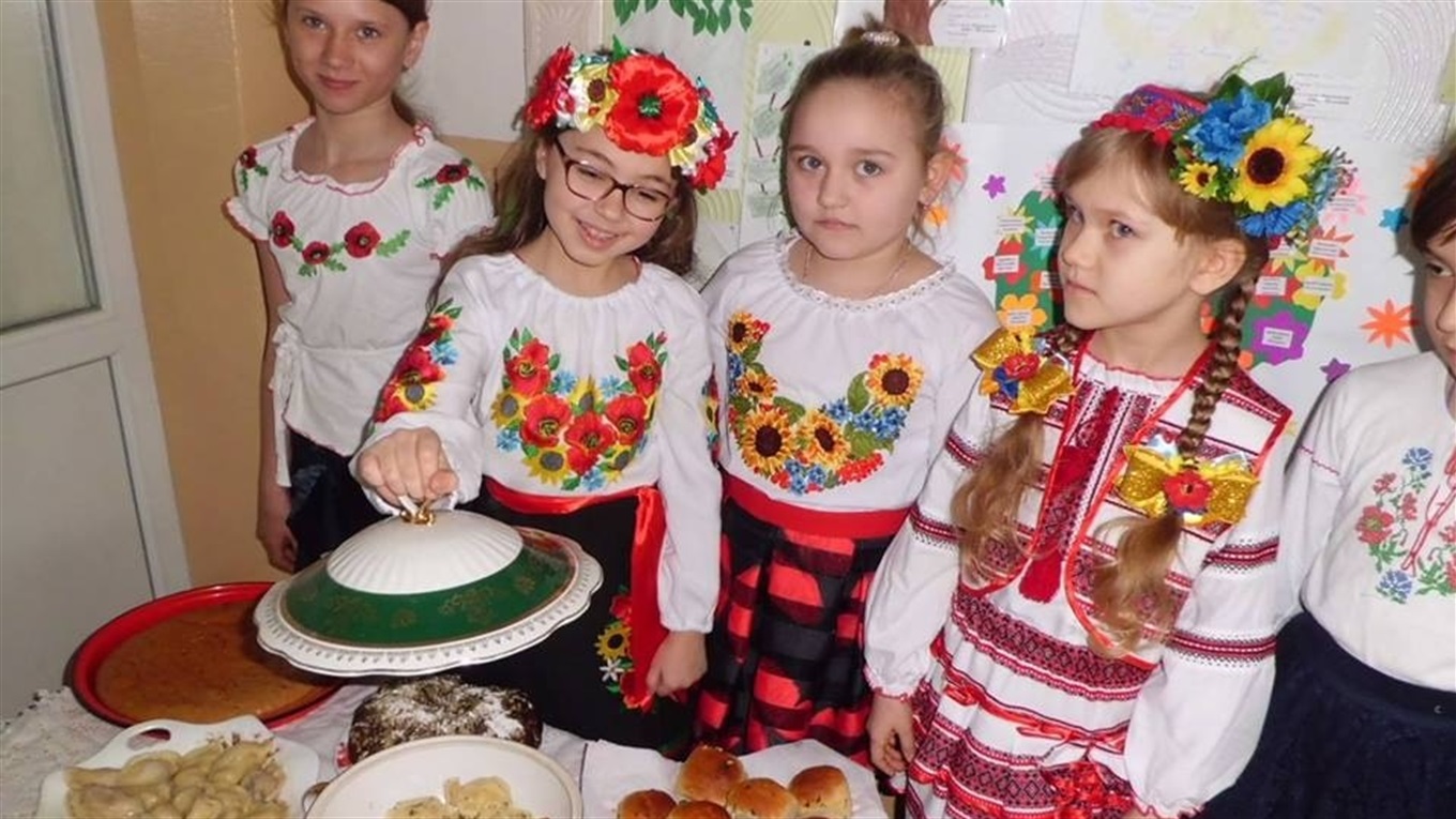 Конкурс страв української кухні відбувся у школі Волноваського району