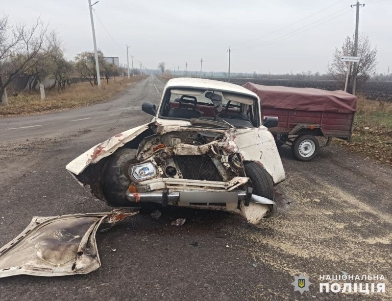 Слідчі Покровська встановлюють обставини ДТП в Удачному