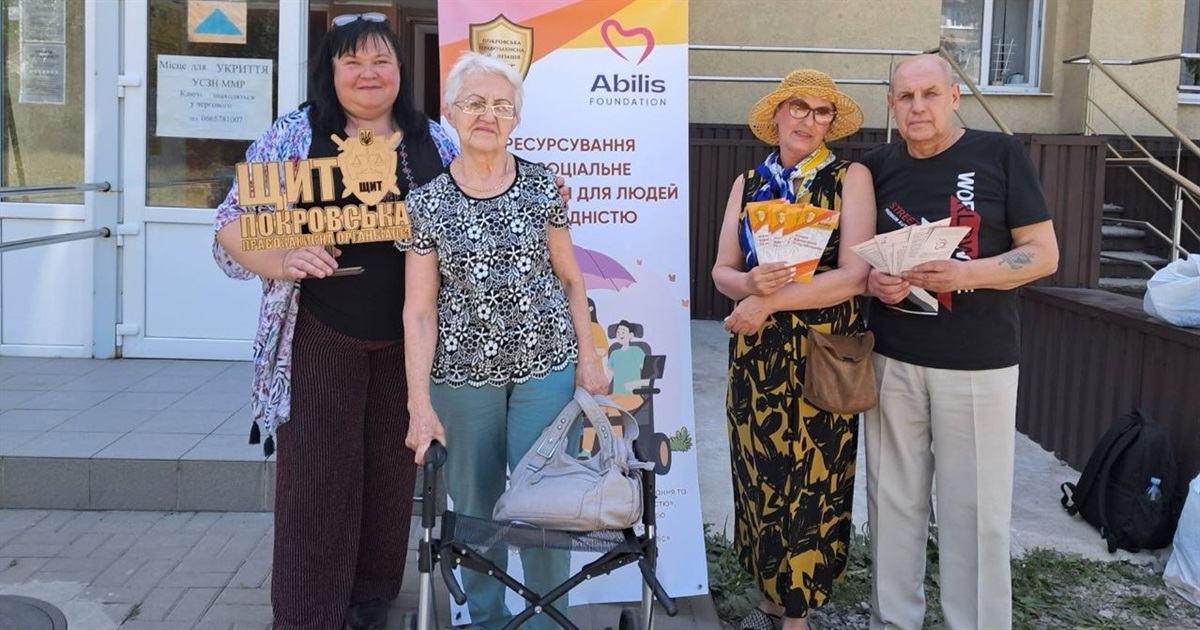 На Донеччині допомогли людям з інвалідністю інтегруватися у громадське життя. Чому це важливо