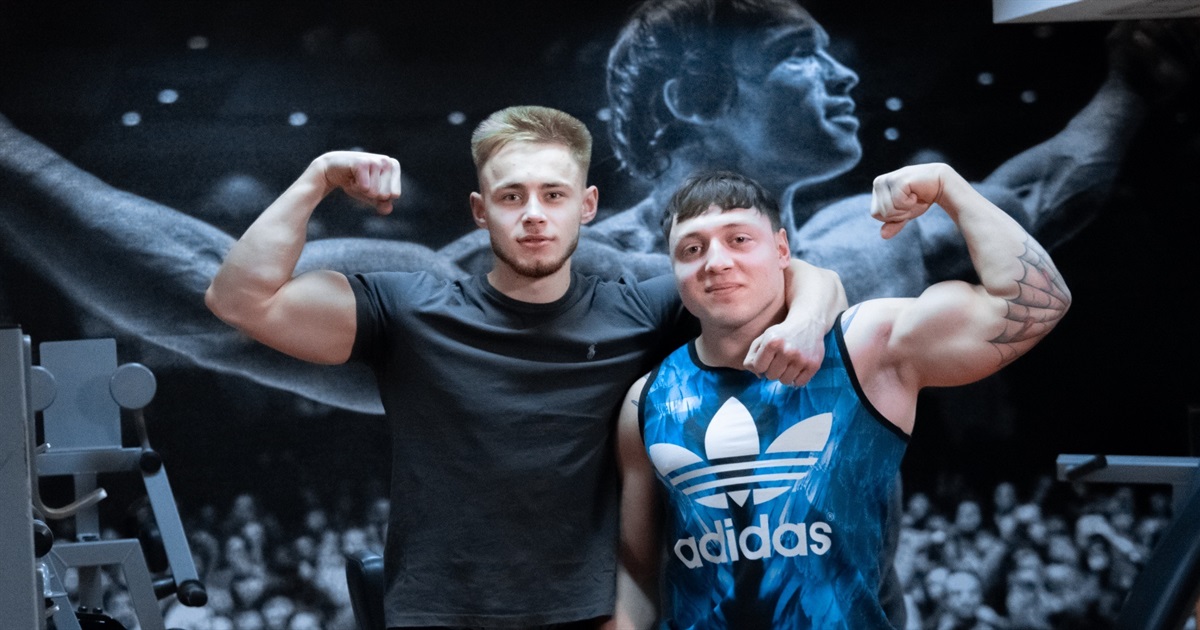 Тренажери, індивідуальні програми з тренерами, кросфіт, теніс і сауна: Art Gym в центрі Жмеринки