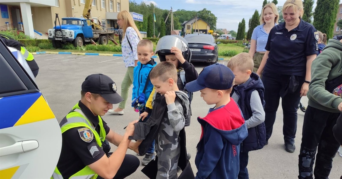 Новини воєнного часу. Старокостянинівщина. Екскурсія у відділ поліції, ДТП у громаді, благоустрій
