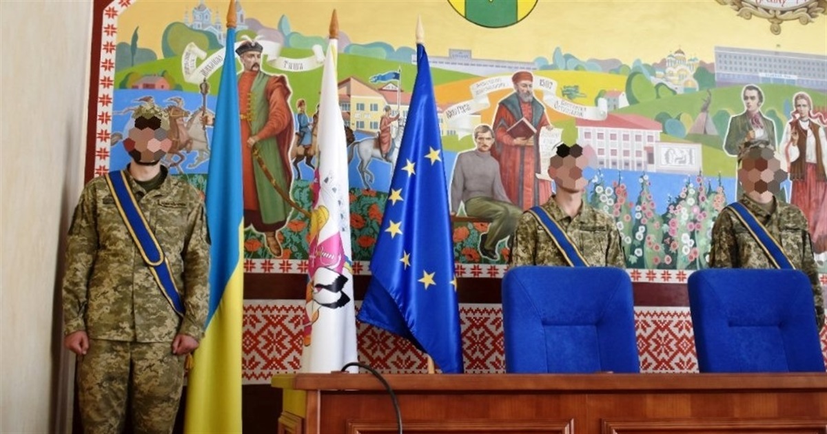 Переїзд ЦНАПу та соцзахисту в Прозорий офіс та нагородження відзнаками: рішення сесія міськради