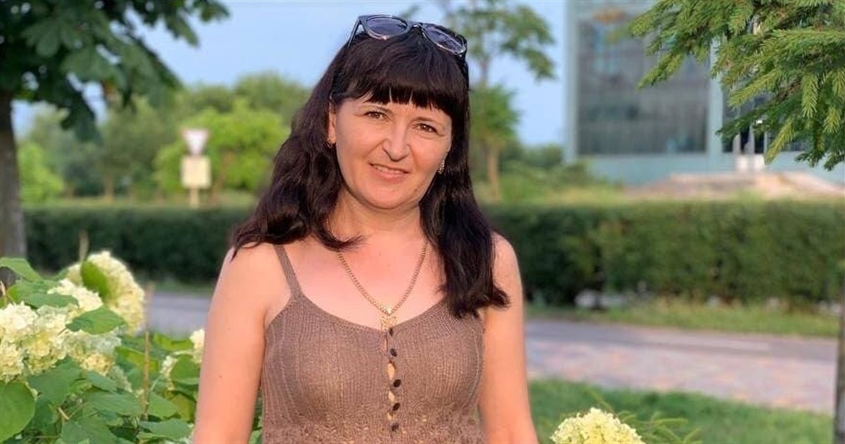 Марина Іжаковська: "У 90-х було складно і ми всією сім’єю в’язали речі на продаж" (ФОТО)