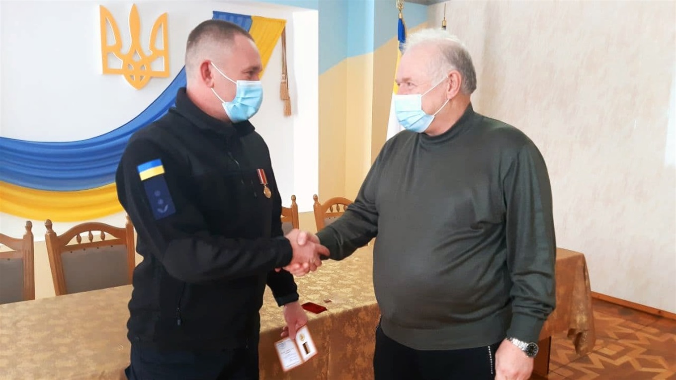 Вараського рятувальника нагородили медаллю «Честь мужність і пам'ять»