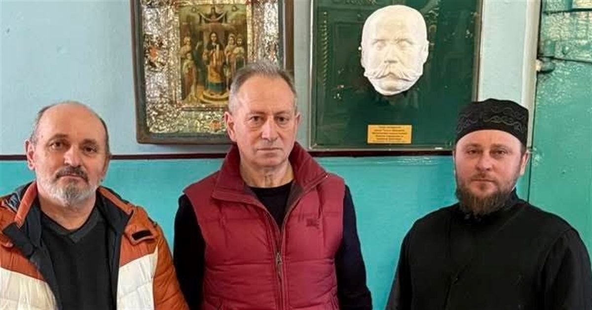 "Я дав своє благословення, бо я передусім українець": священник про посмертну маску Кобзаря у храмі