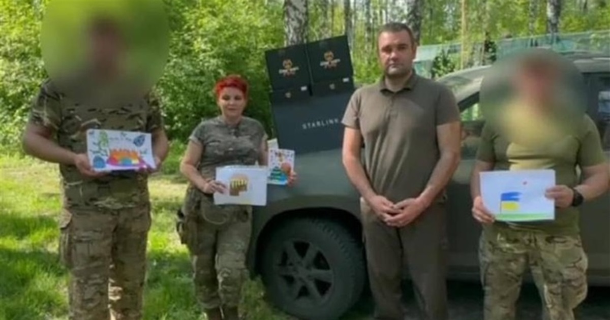 Чотири дрони та старлінк до Великодня отримали воїни ЗСУ від Дівичківської громади на Переяславщині