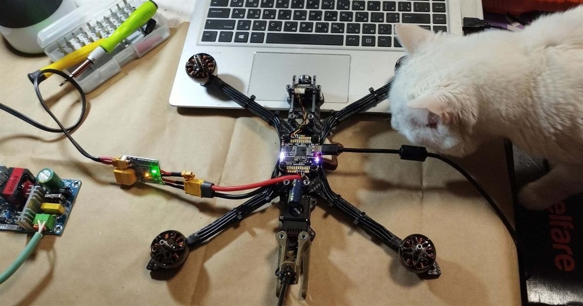 Міська рада на Звягельщині компенсує кошти громадянам за складання FPV-дронів — 6000 грн за кожен
