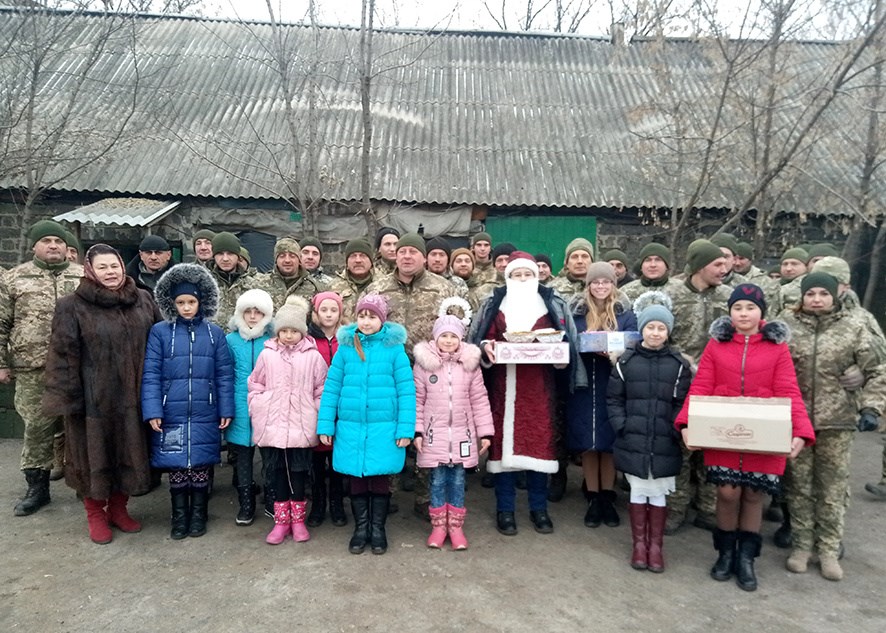 Новоолександрівські школярі підготували подарунки для військовослужбовців