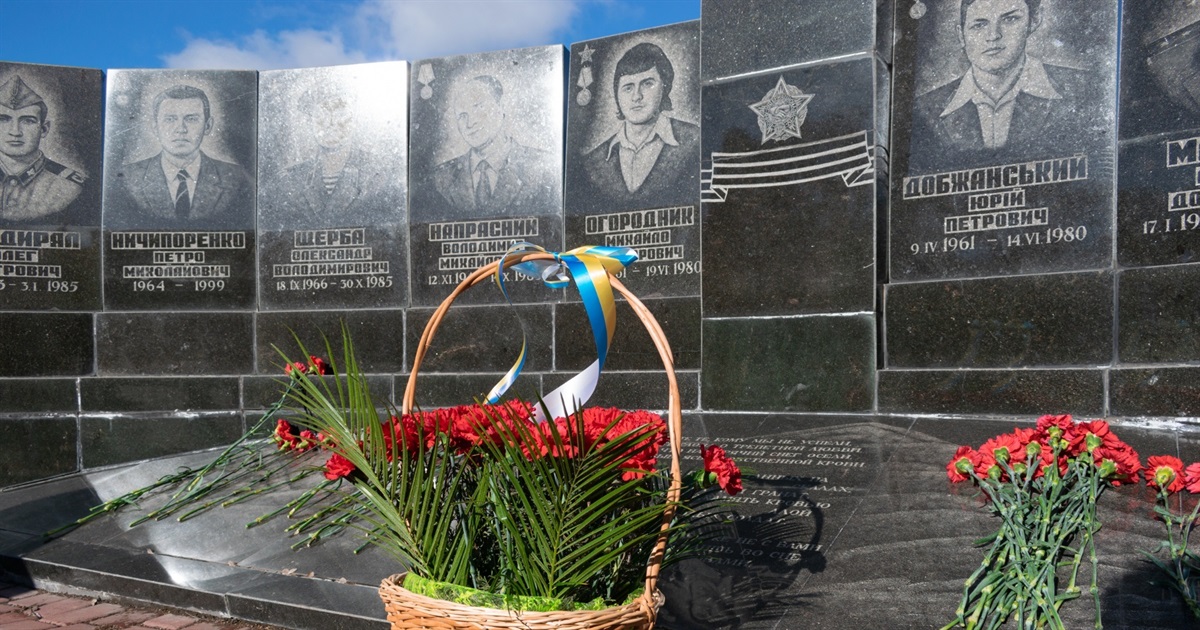 У Жмеринці вшанували пам’ять загиблих воїнів-афганців і відвідали музейну кімнату