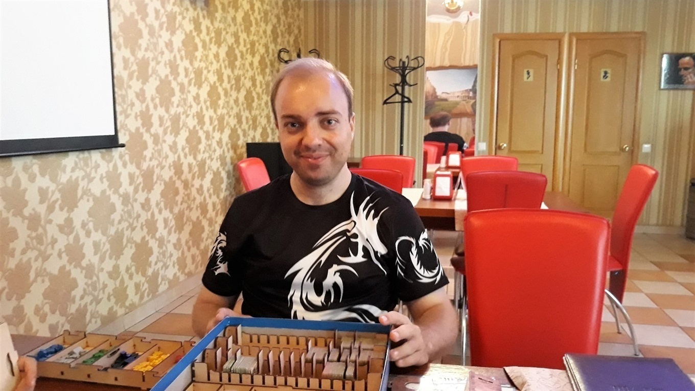 Не скучайте: IT-шник из Курахово объясняет, как организовать клуб настольных игр