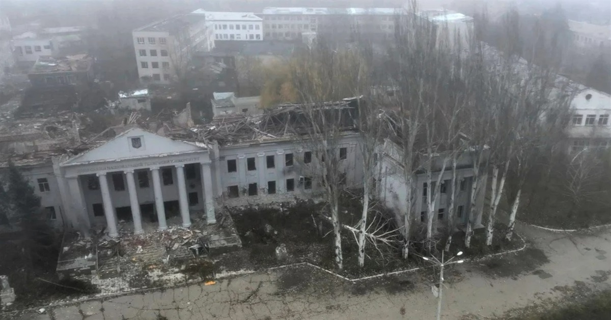 Чи справді Покровськ "впав" і фронт за 16 км від Краматорська?