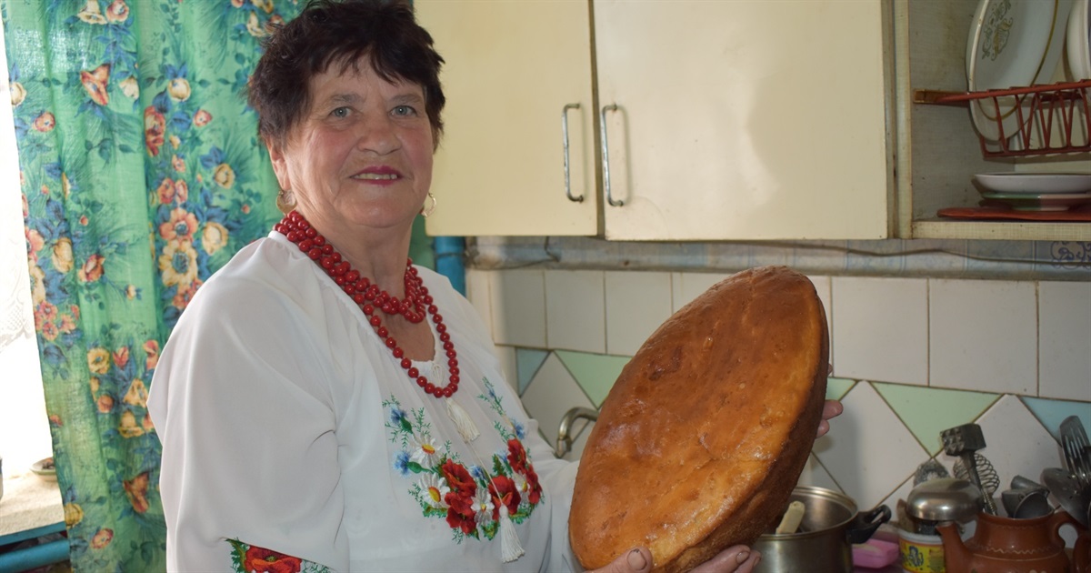 "Мене заряджають енергією мої односельці". Лецьківчанка ділиться рецептом щастя