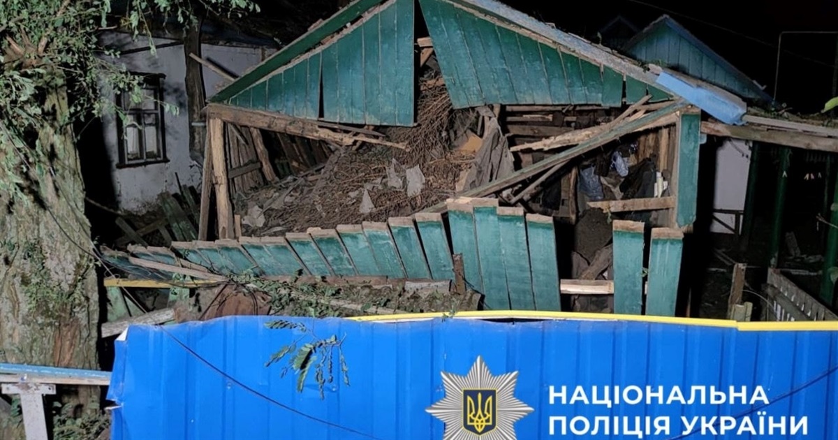 Унаслідок нічної атаки дронів на Бориспільщині пошкоджені приватні будинки та автомобіль