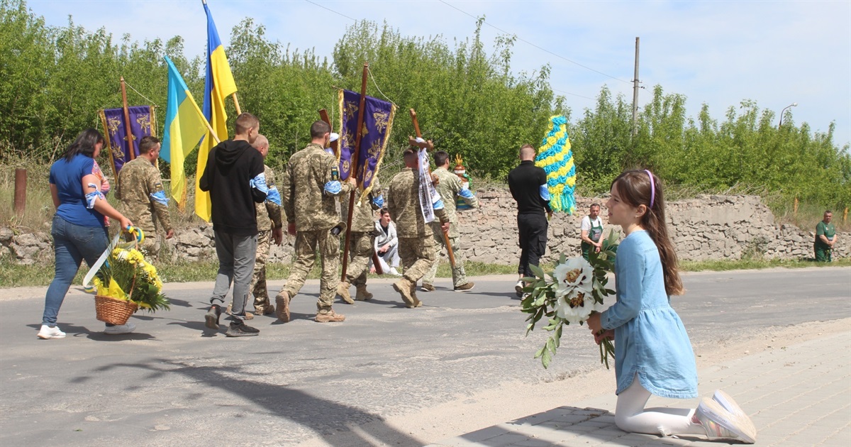 Городоччина попрощалася із вбитим війною Олександром Дезіком. Йому було всього 24 роки