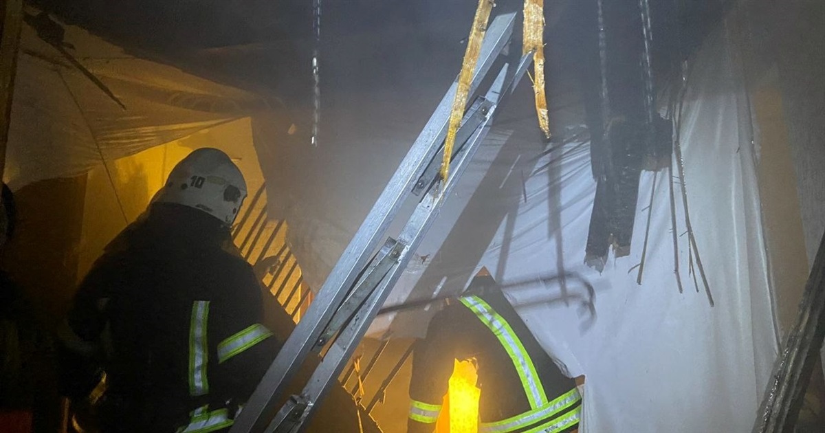 У двох будинках та одній квартирі на Звягельщині минулої доби трапилися пожежі
