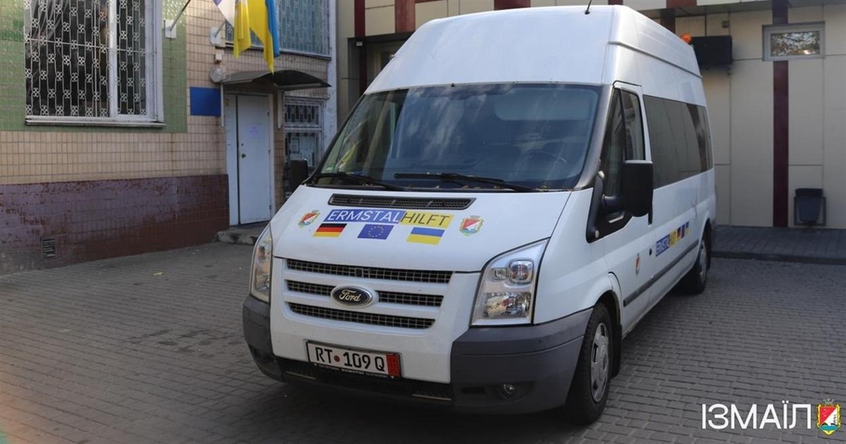 Ізмаїл безкоштовно отримав спецтранспорт - мікроавтобус для перевезення людей з інвалідністю