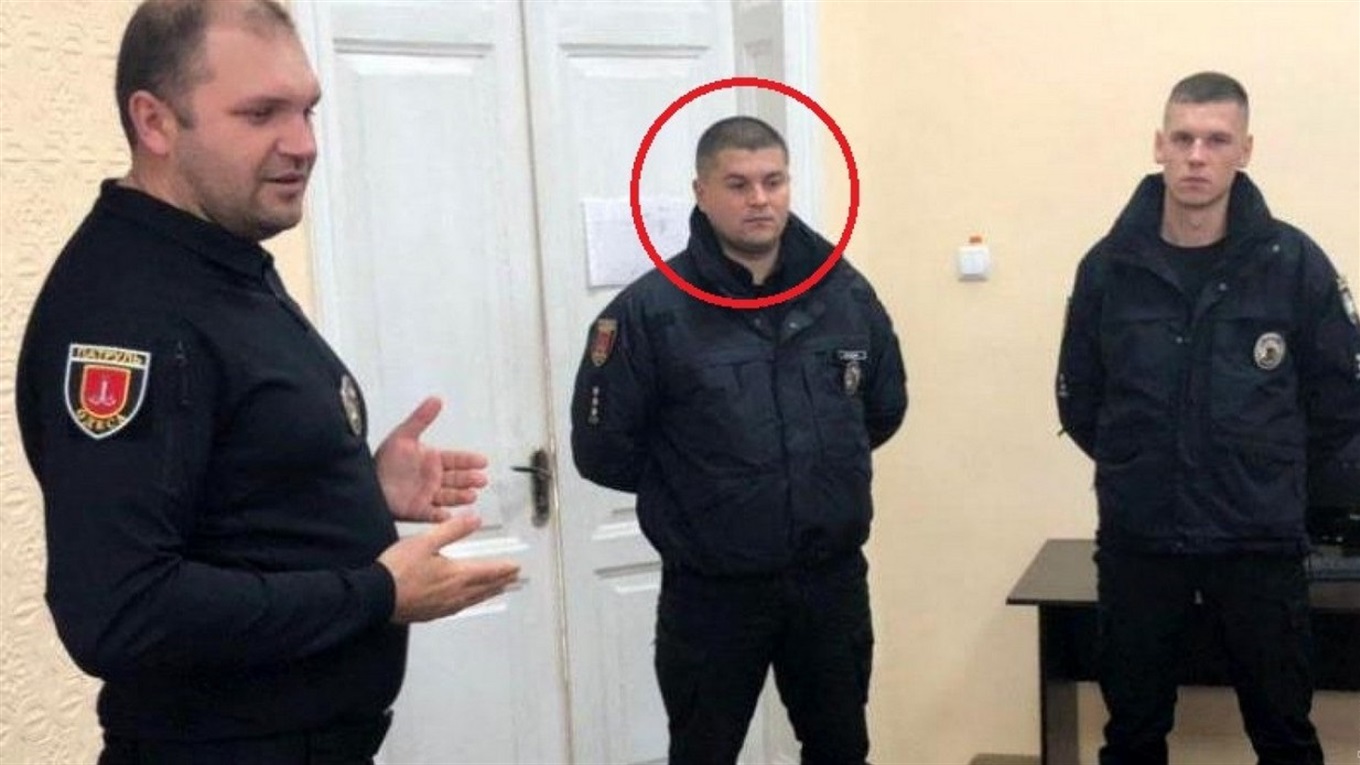 Замначальника управления патрульной полиции Измаила сбежал с 300 тысячами долларов в кармане